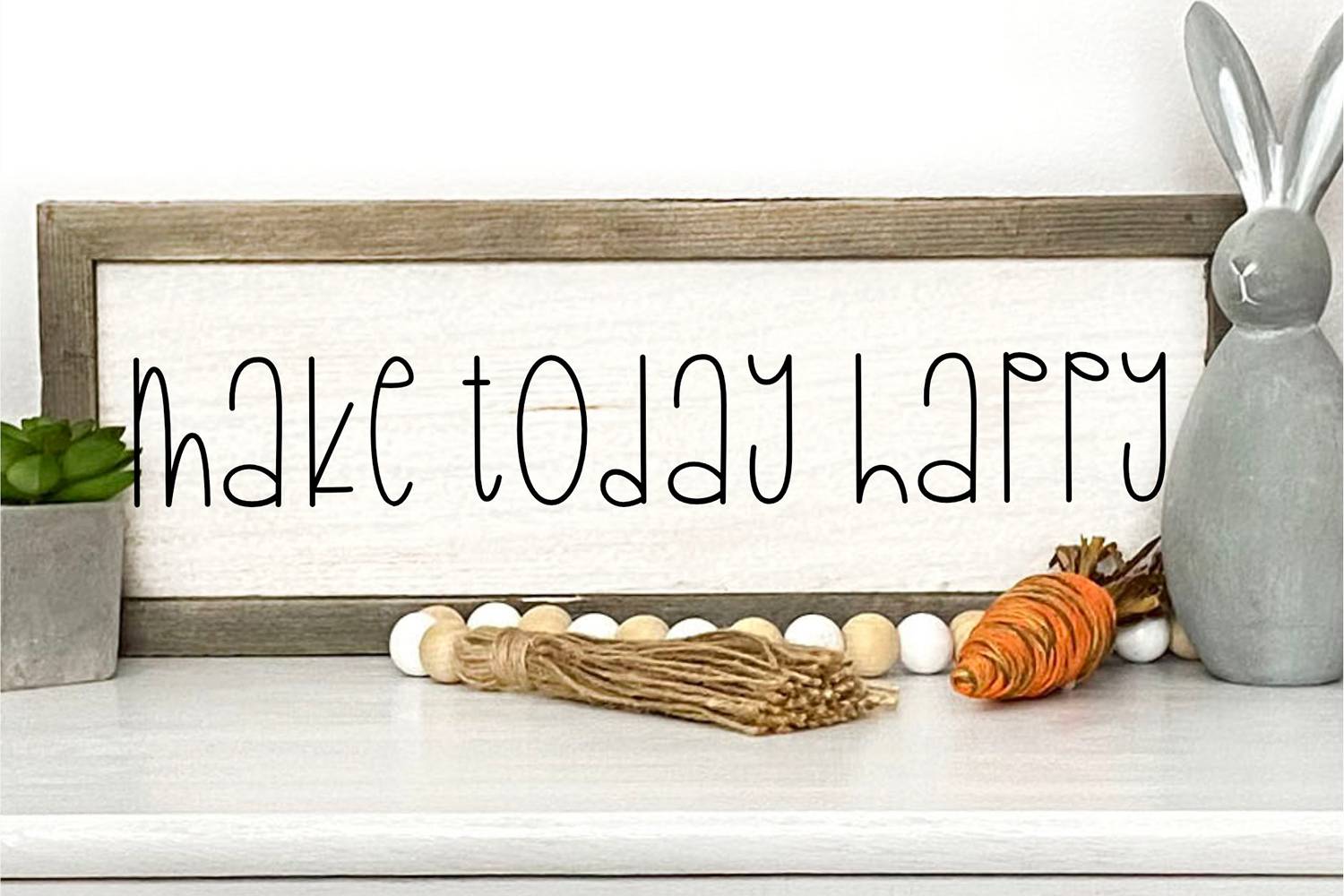Raemoon Font sample