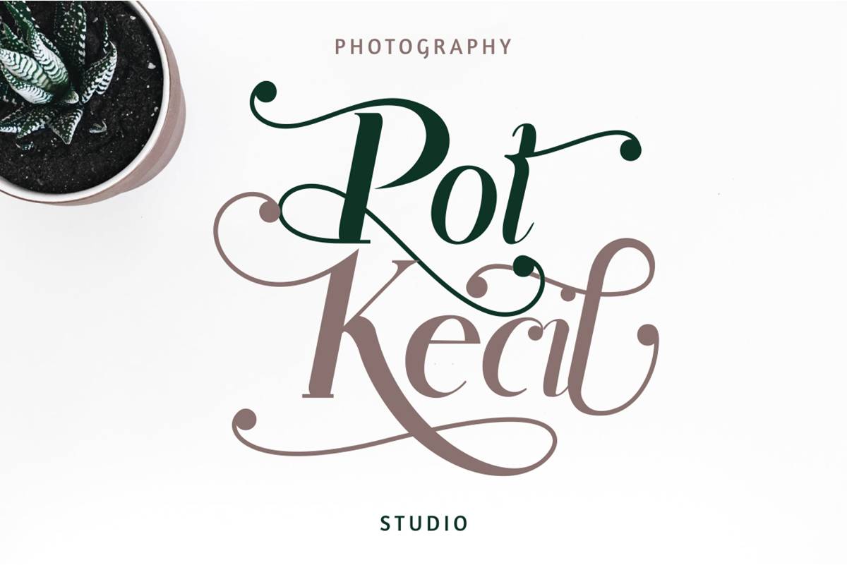 Rhonde Font sample
