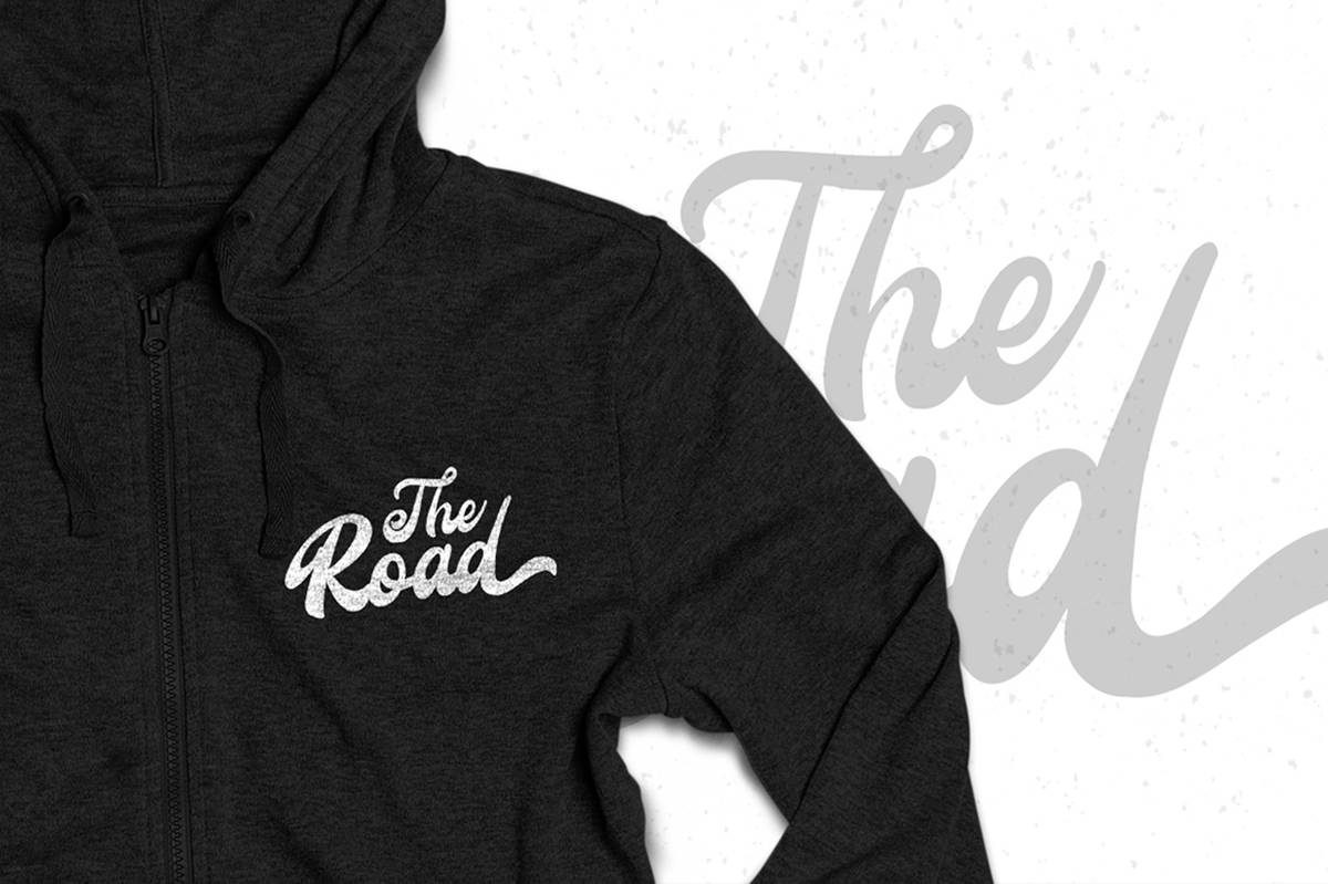 Roadsky Vintage Script sample