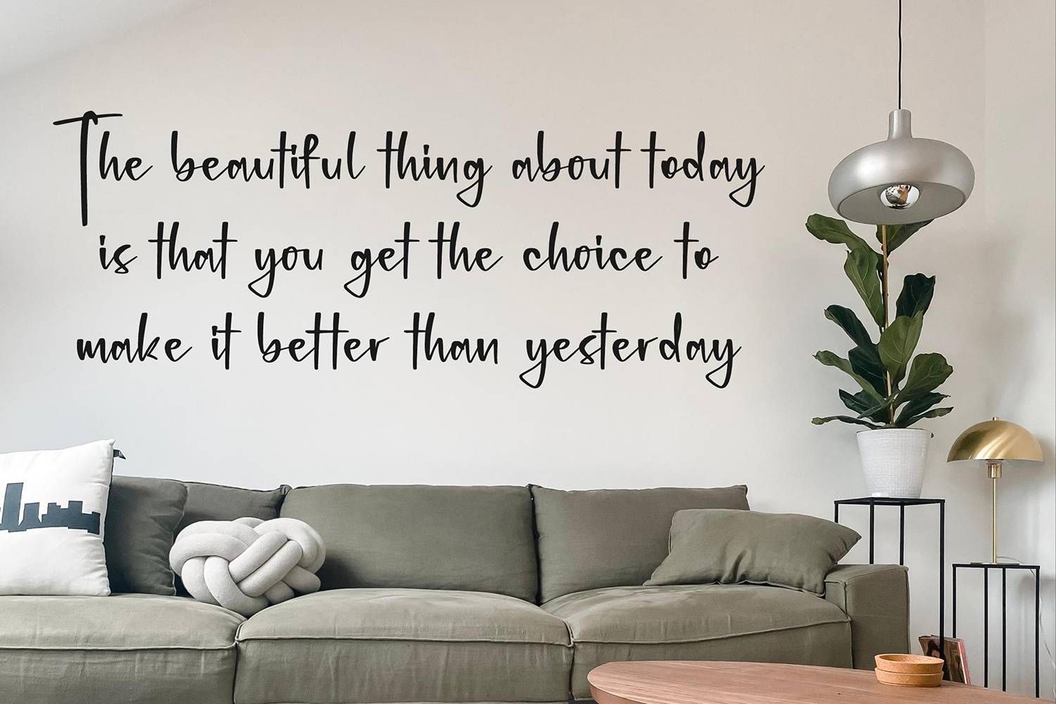 Romagllia Font sample