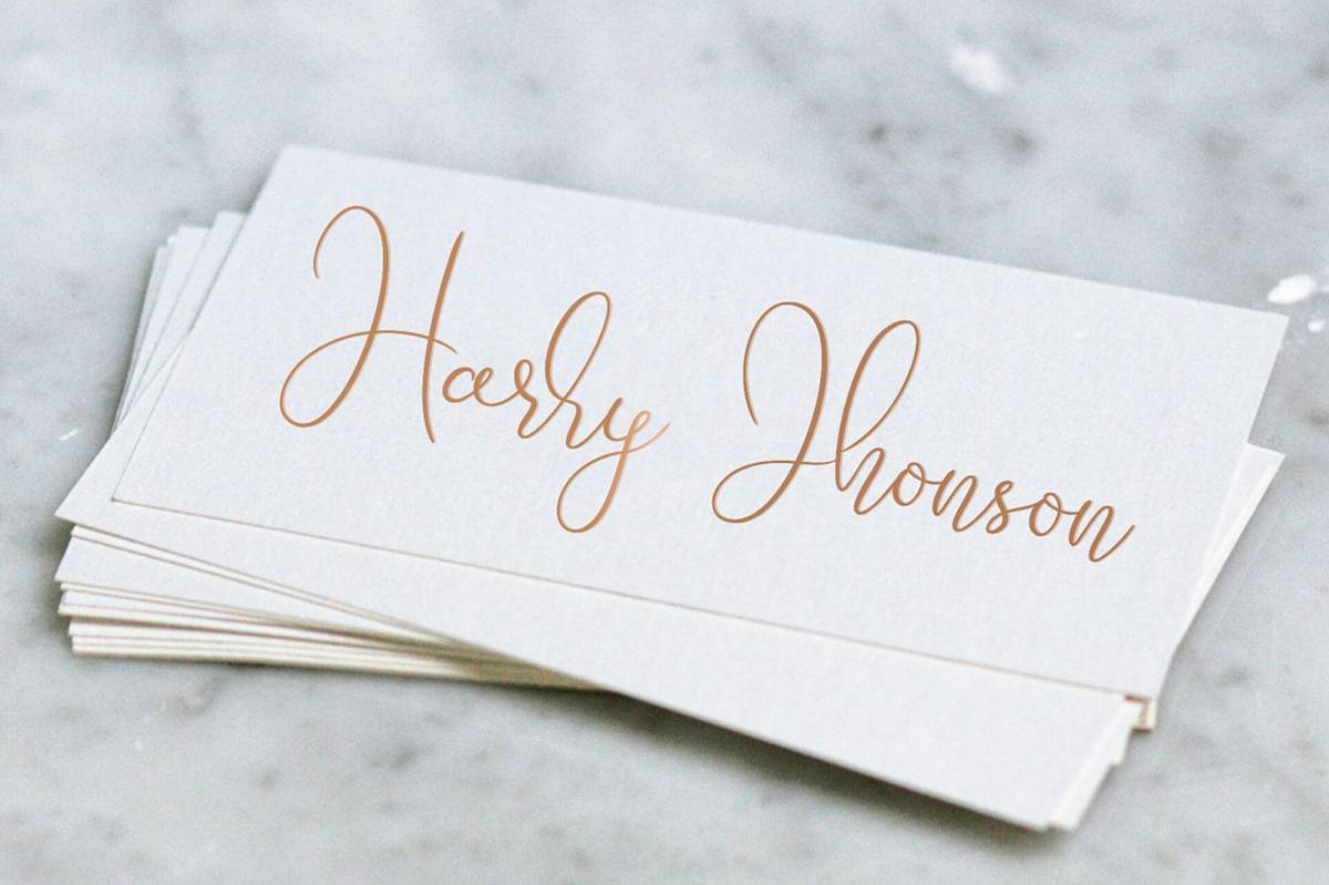 Sathien Font sample