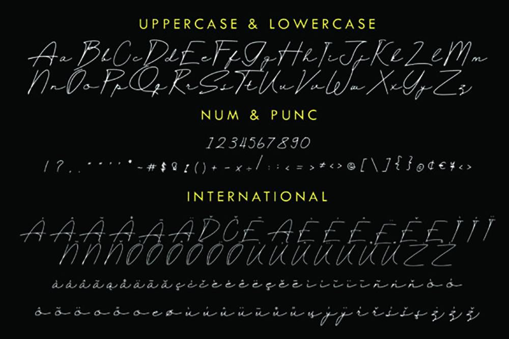 Selfiana Tre Script Font sample