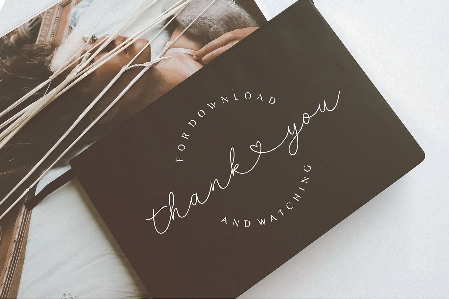 Selyna Avelyn Font sample