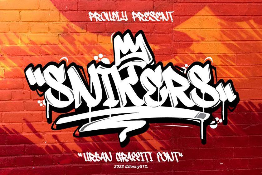 Snikers Font sample