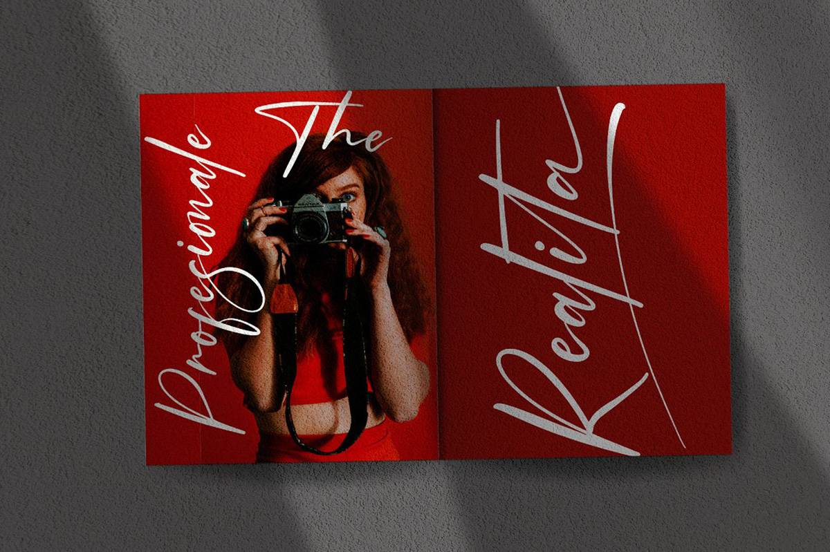 Sothardjo Font sample
