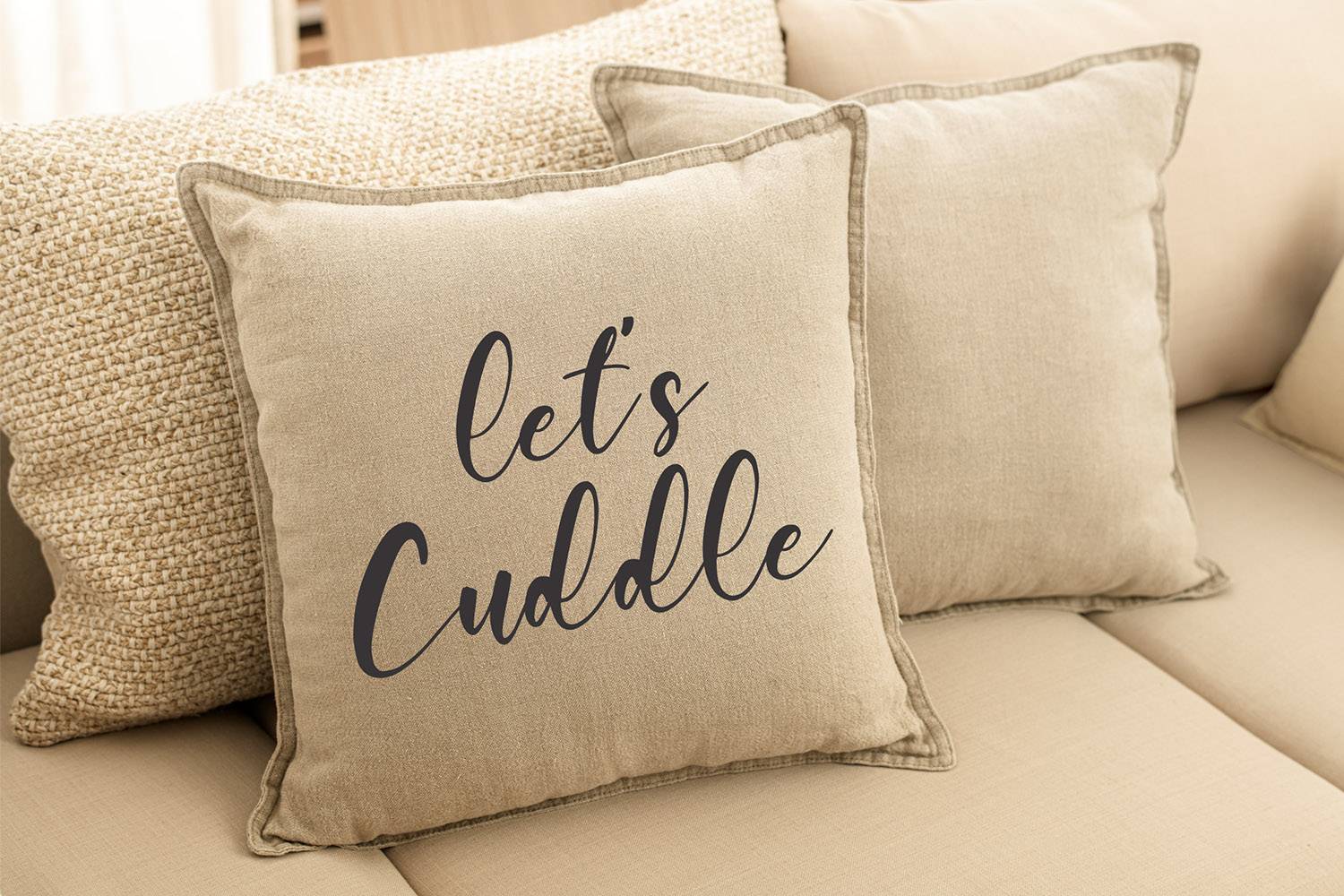 Spellfeel Font sample