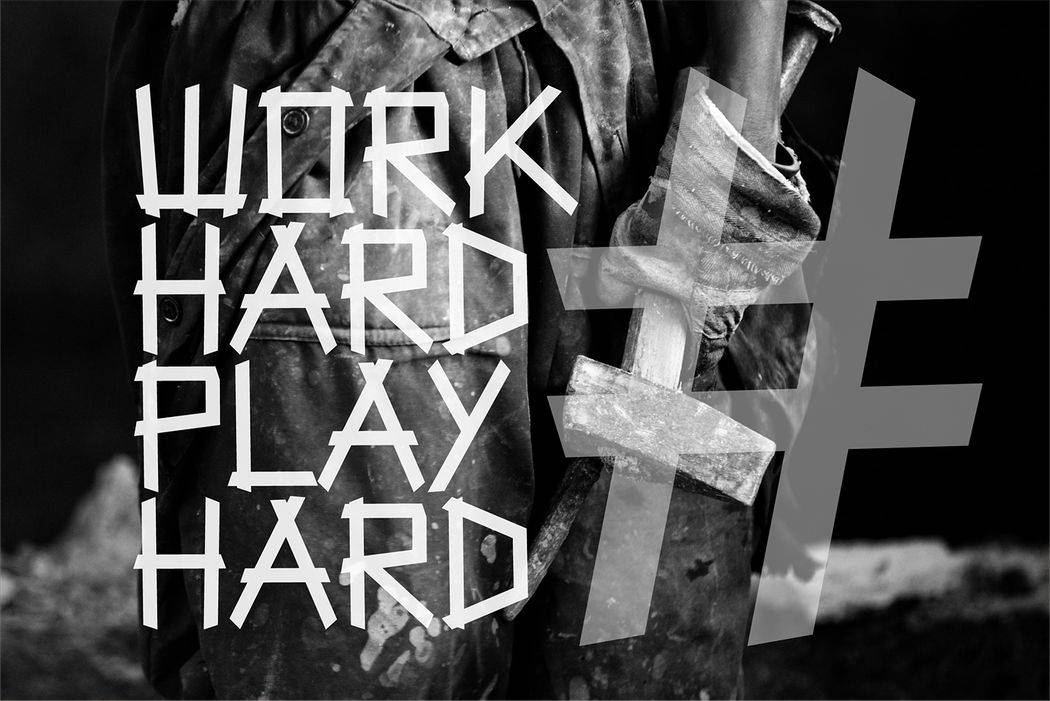 Terexmal Sunday Font sample