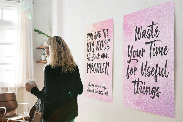 The Friday Stroke Font sample