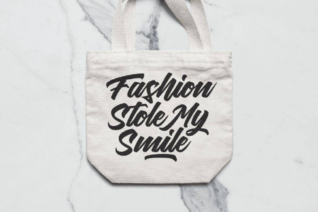 Thirthy Font sample