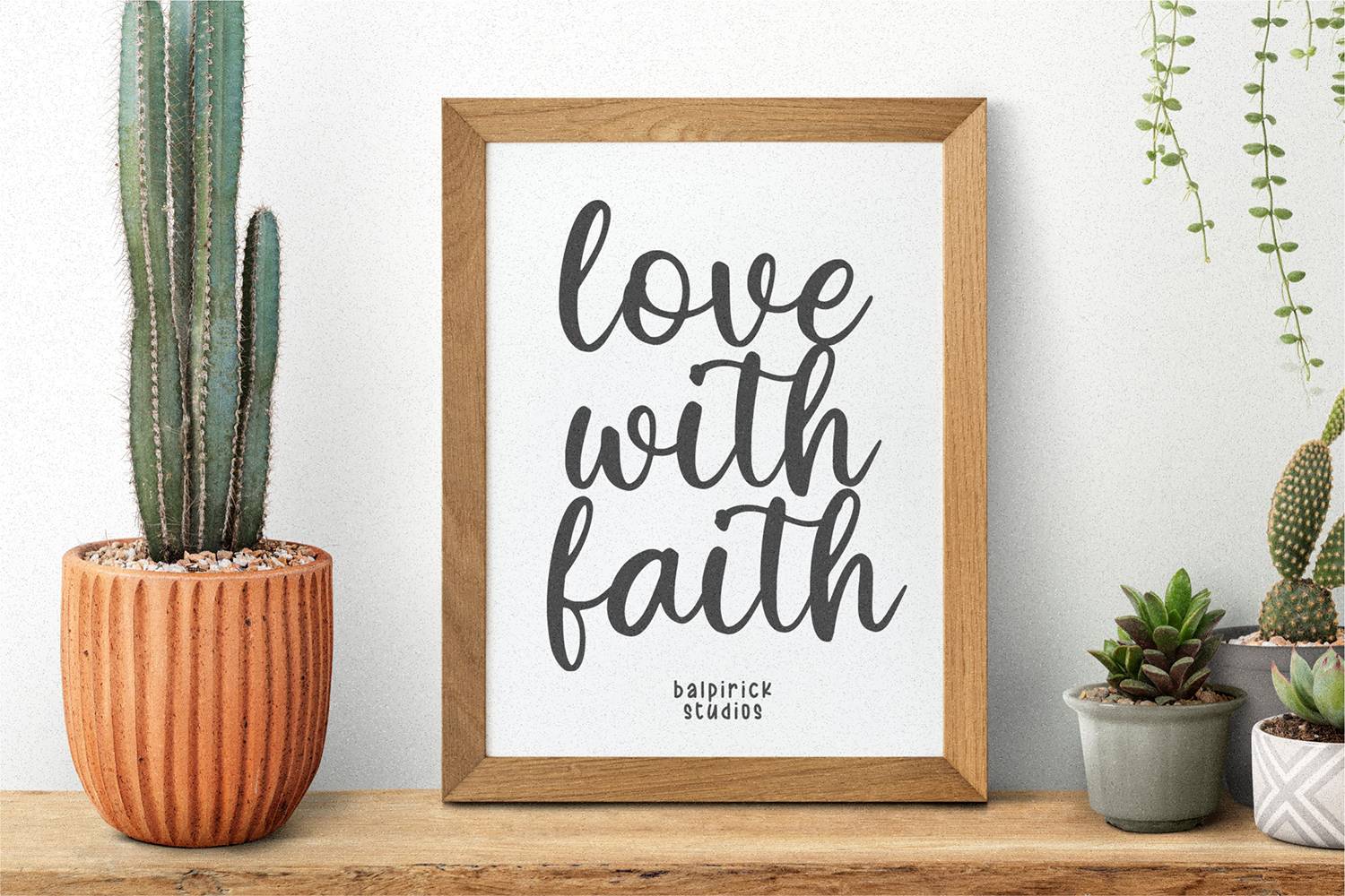 White Apricot Font sample