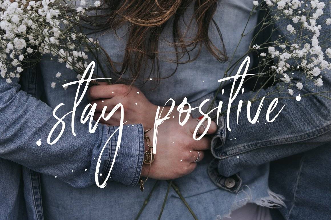 Amourist Handlettering Script Font sample
