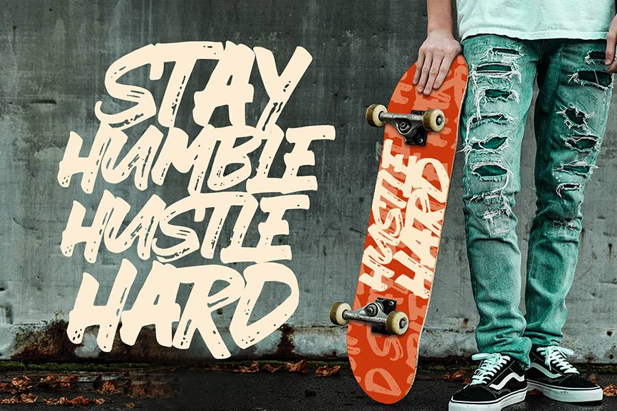 Ever Looser Wild Brush Font sample