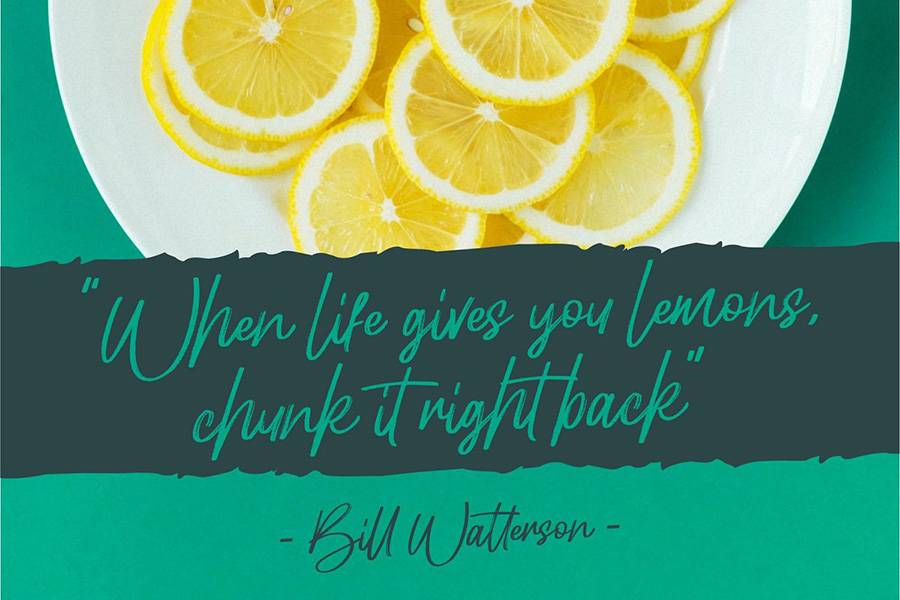Hellotropica Handbrush Font sample