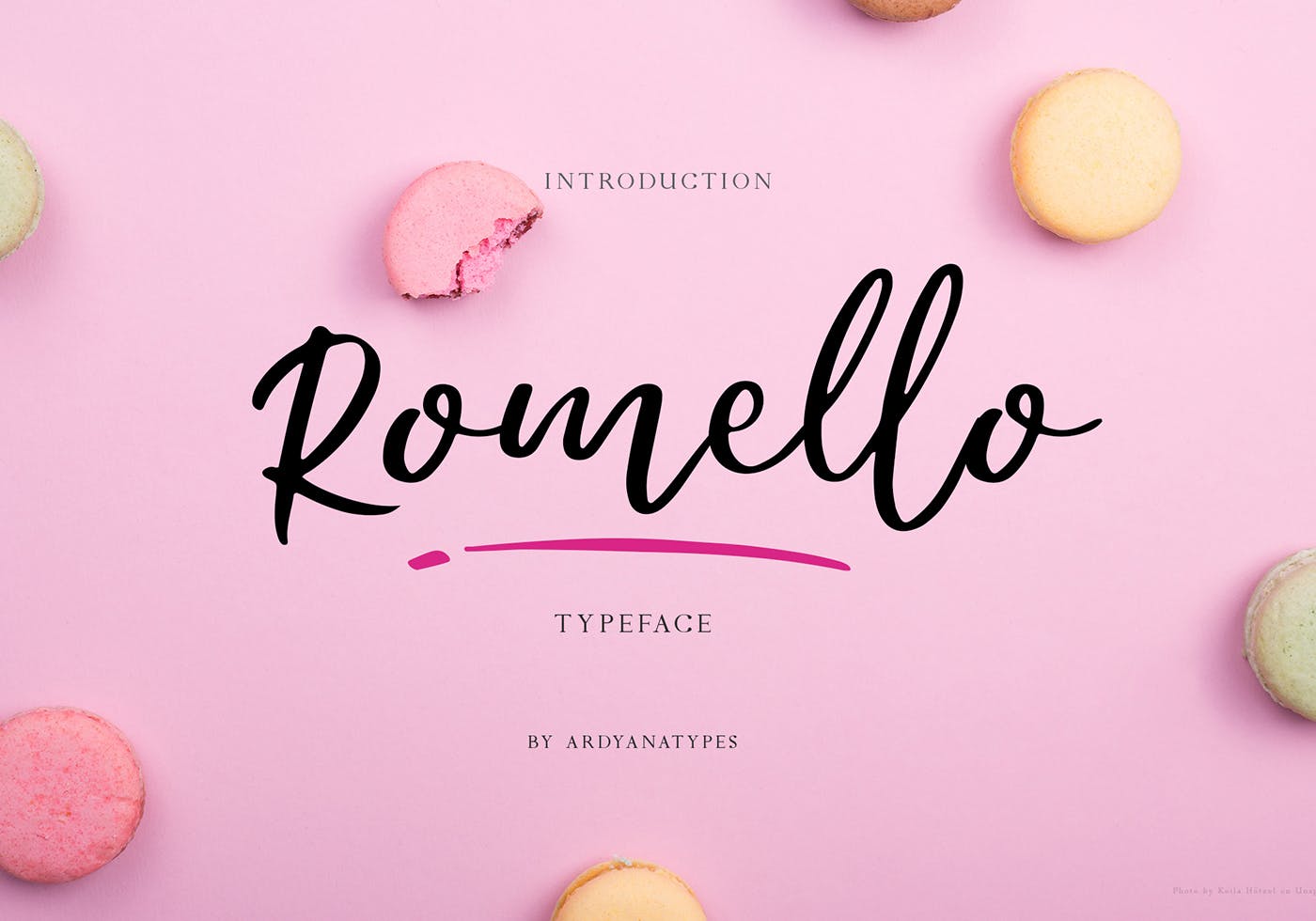 Free Romello Typeface Script Font
