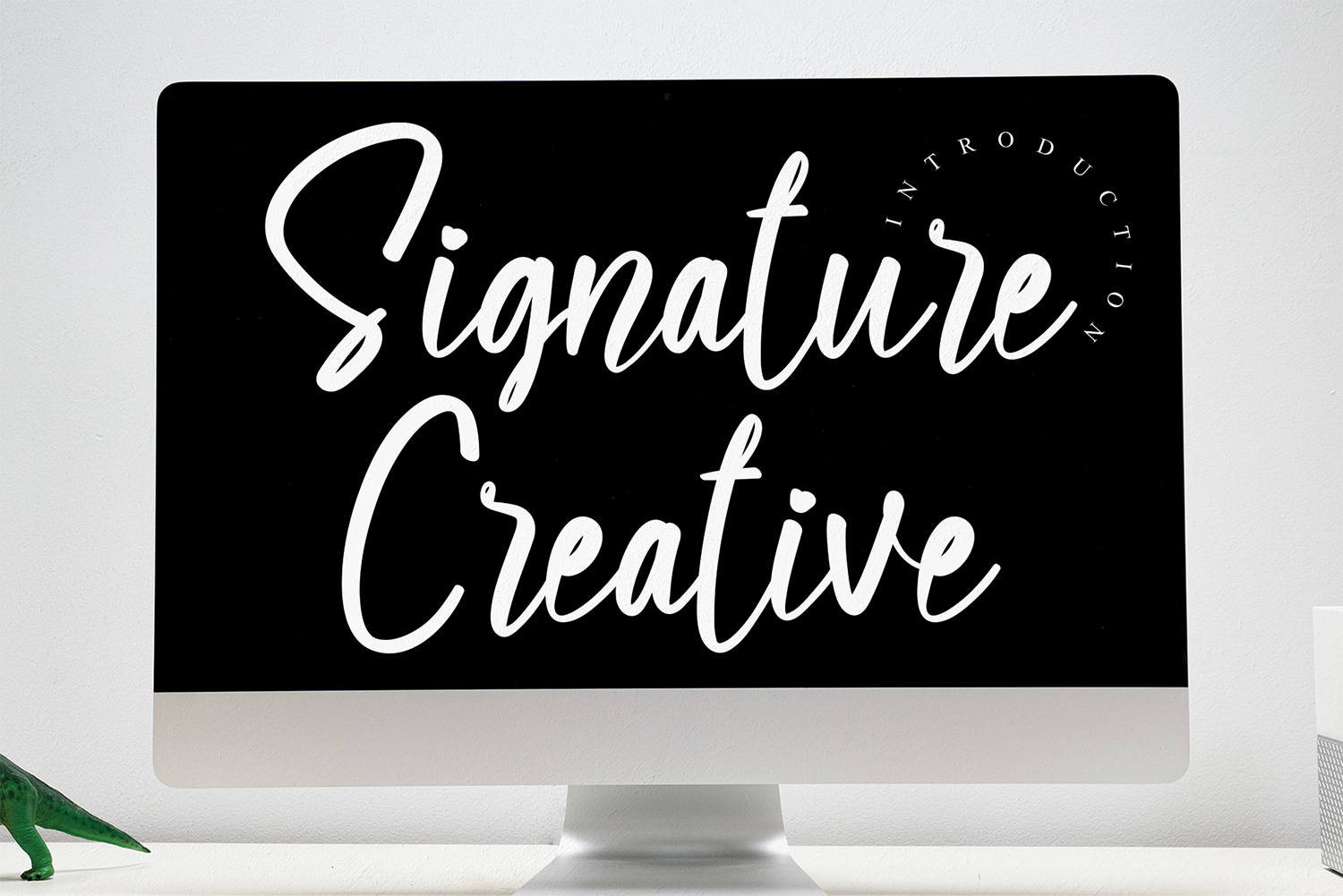 Signature Creative Free Font